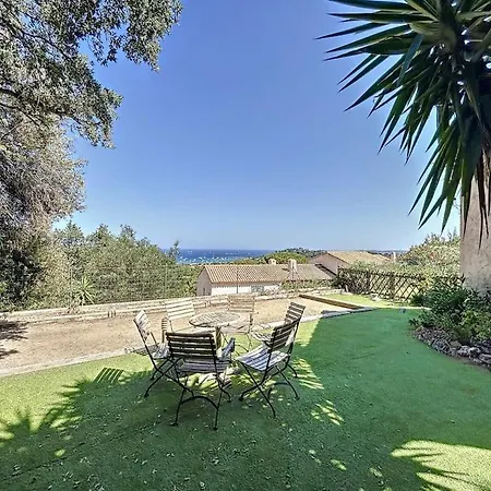 - Avec Vue Exceptionnelle Villa